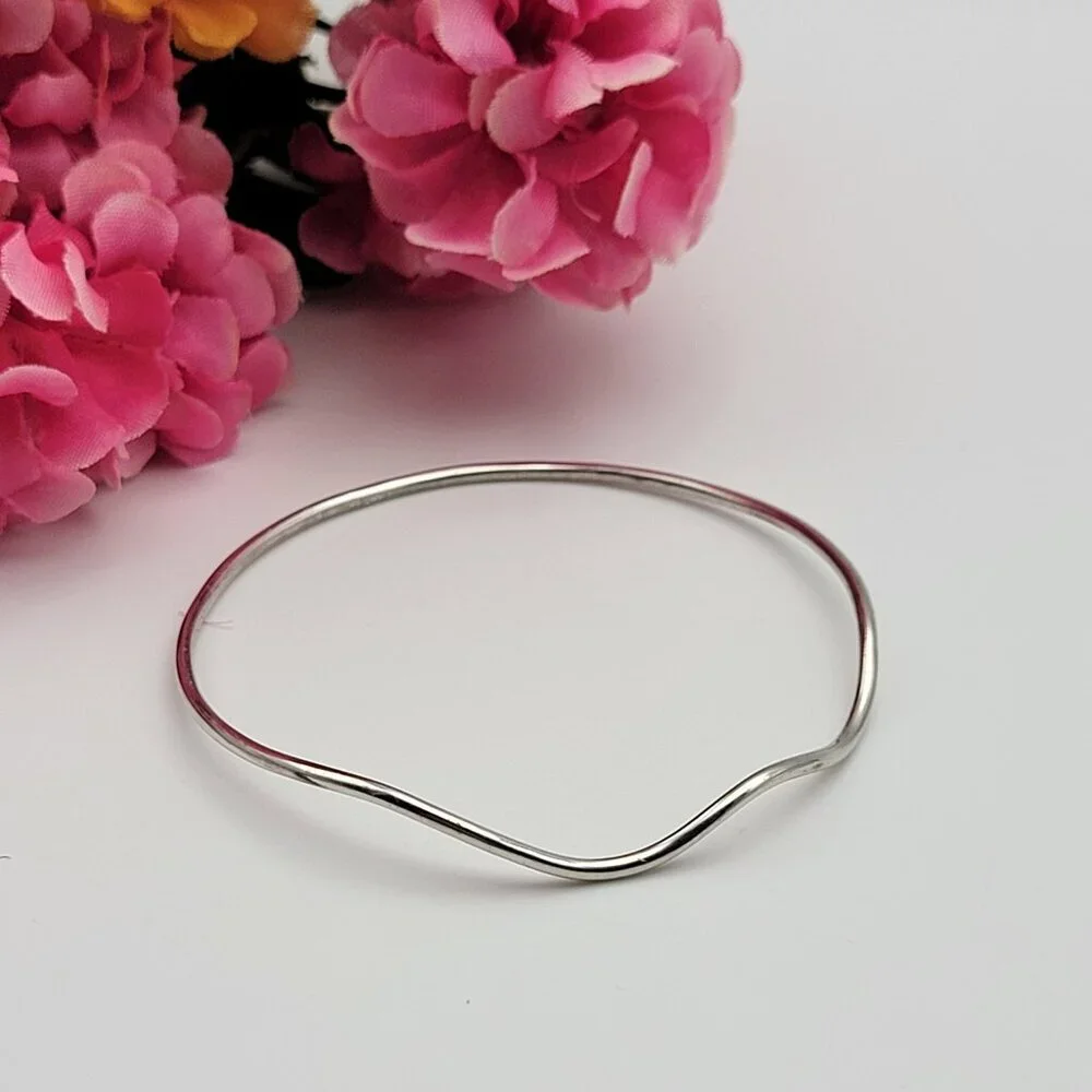 Vintage 925 Sterling Silver Wave Wire Bangle Bracelet 8